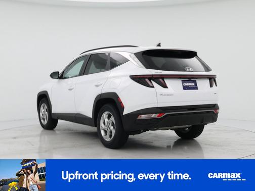 White 2023 Hyundai TUCSON SEL