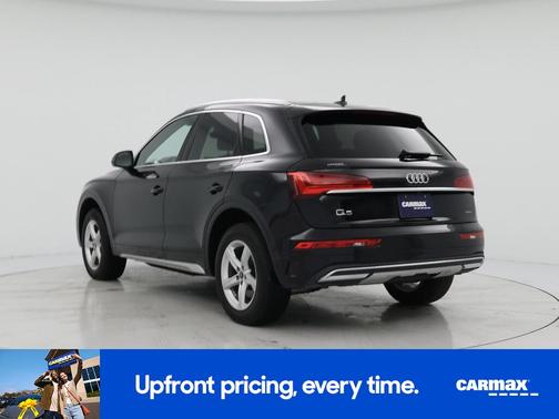 Black 2023 Audi Q5 Premium