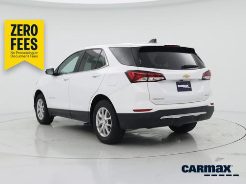 White 2023 Chevrolet Equinox LT