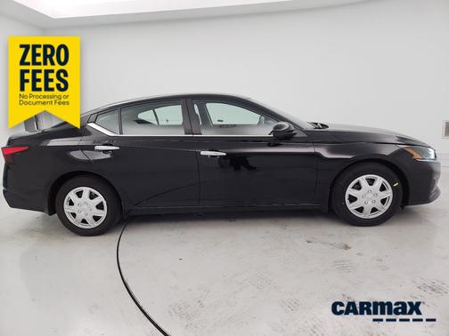 Black 2023 Nissan Altima S