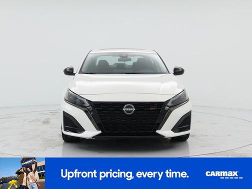 White 2023 Nissan Altima SR