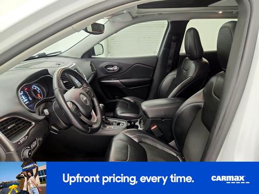 White 2019 Jeep Cherokee Latitude Plus