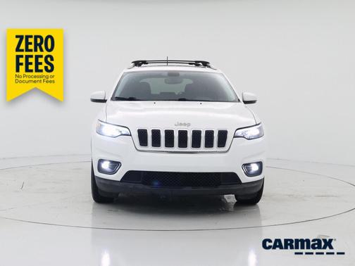 White 2019 Jeep Cherokee Latitude Plus