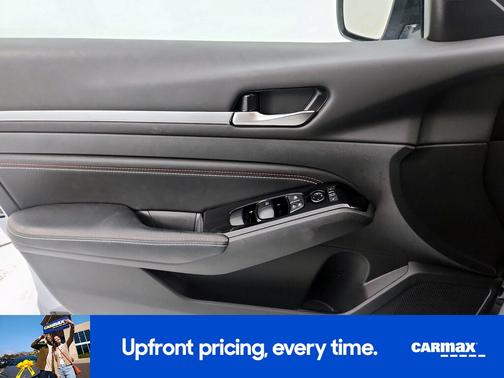 Blue 2023 Nissan Altima SR