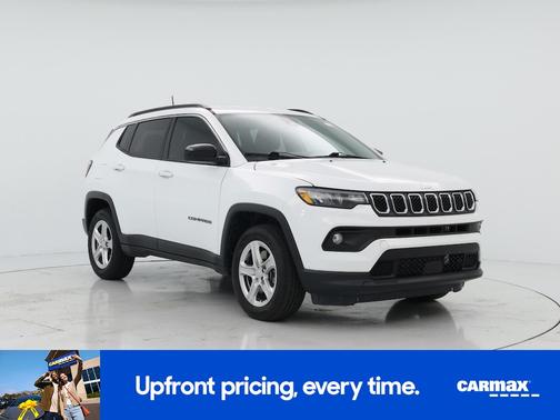 White 2023 Jeep Compass Latitude