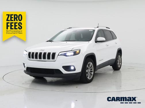 White 2019 Jeep Cherokee Latitude Plus