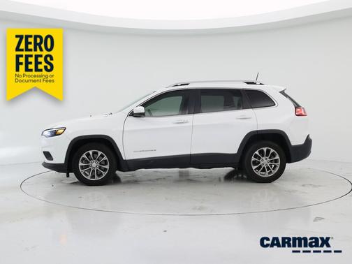 White 2019 Jeep Cherokee Latitude Plus