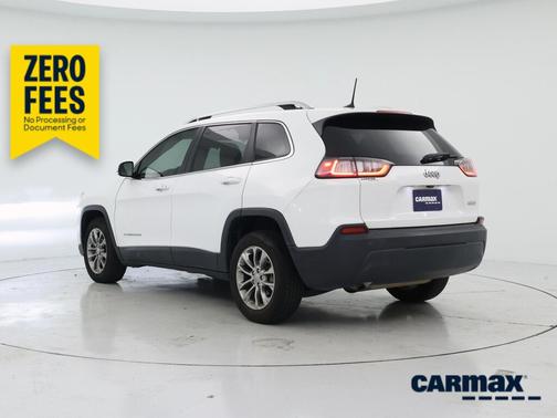 White 2019 Jeep Cherokee Latitude Plus