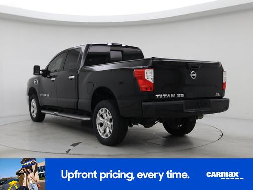 2017 Nissan Titan XD SL