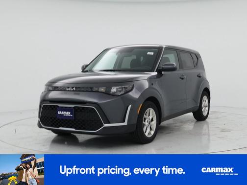 Gray 2023 Kia Soul LX