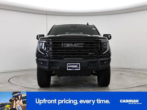 2025 GMC Sierra 1500 AT4X