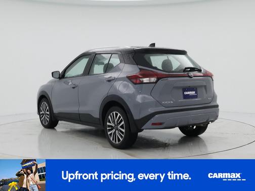Gray 2023 Nissan Kicks SV