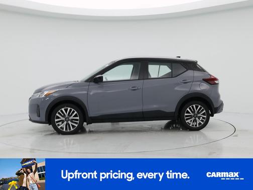 Gray 2023 Nissan Kicks SV