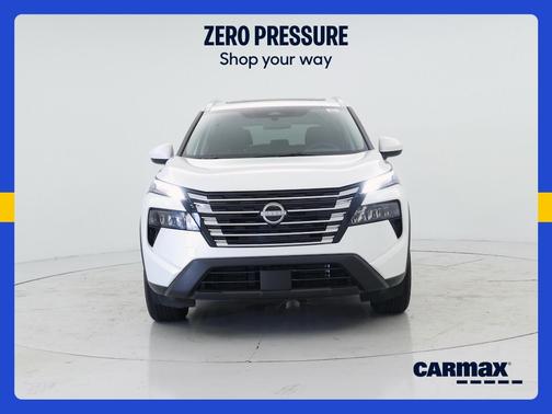 White 2025 Nissan Rogue SV