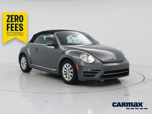 Silver 2018 Volkswagen Beetle S