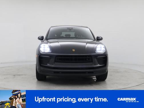 2022 Porsche Macan Base (PDK)