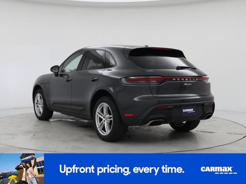 2022 Porsche Macan Base (PDK)