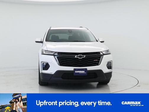 White 2023 Chevrolet Traverse RS