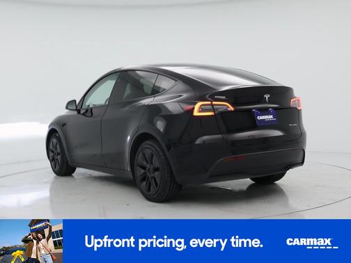 Black 2024 Tesla Model Y Long Range
