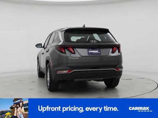 2022 Hyundai TUCSON SE