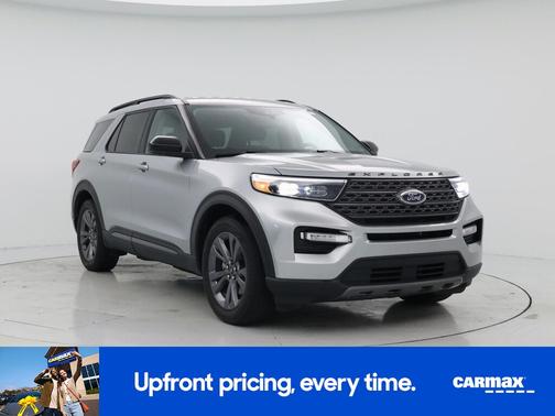 Gray 2023 Ford Explorer XLT