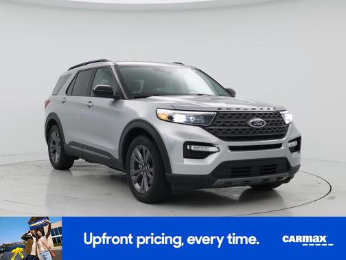 Gray 2023 Ford Explorer XLT