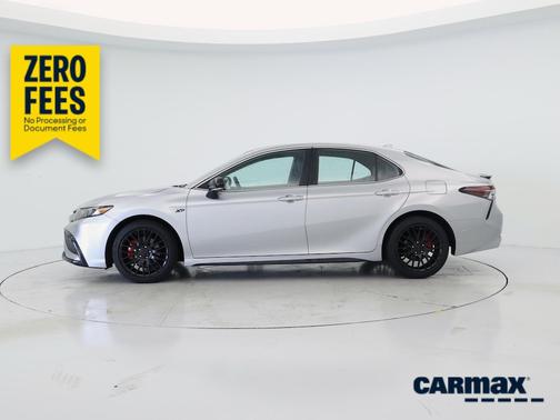 Silver 2024 Toyota Camry SE
