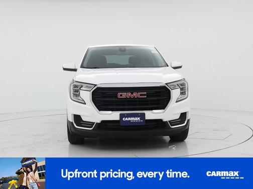 White 2022 GMC Terrain SLE