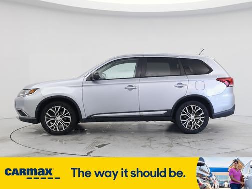 2016 Mitsubishi Outlander ES