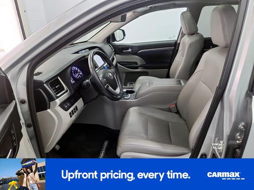 Silver 2018 Toyota Highlander Limited