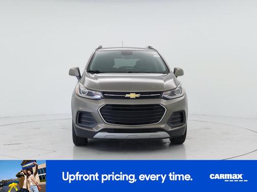 Gray 2022 Chevrolet Trax LT