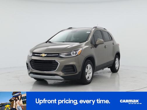 Gray 2022 Chevrolet Trax LT