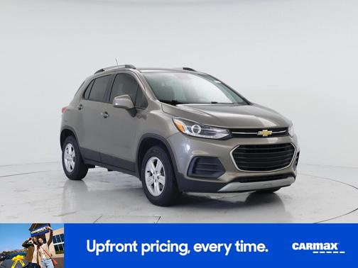 Gray 2022 Chevrolet Trax LT