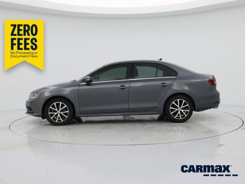Gray 2017 Volkswagen Jetta SE
