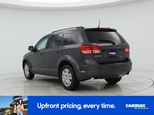 Gray 2020 Dodge Journey SE