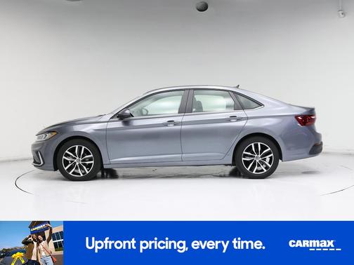 Gray 2025 Volkswagen Jetta SE