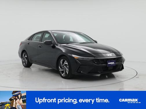 Black 2025 Hyundai ELANTRA SEL Convenience