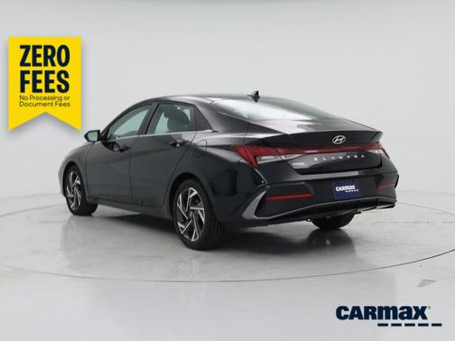 Black 2025 Hyundai ELANTRA SEL Convenience
