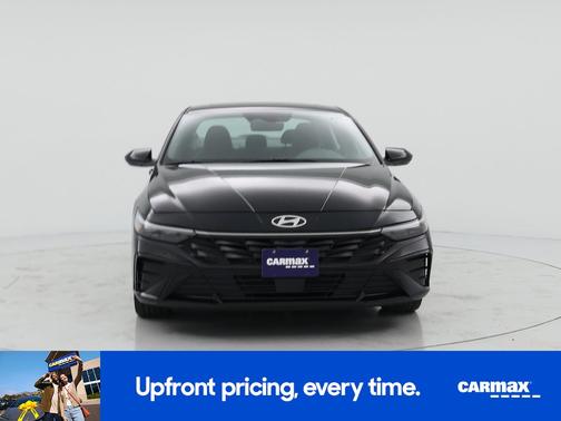 Black 2025 Hyundai ELANTRA SEL Convenience