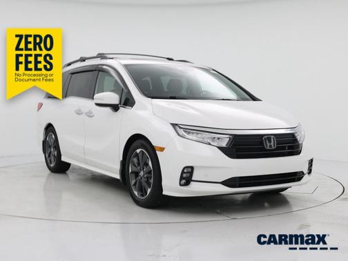White 2023 Honda Odyssey Elite