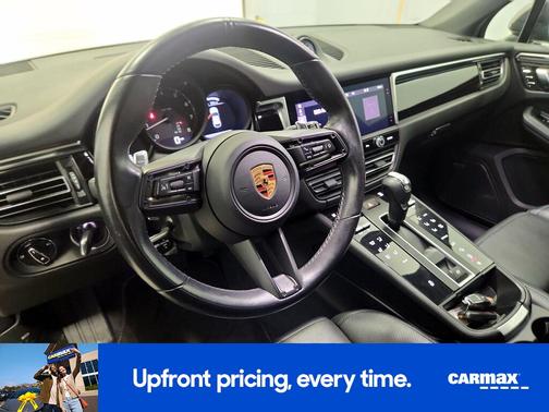 2023 Porsche Macan 