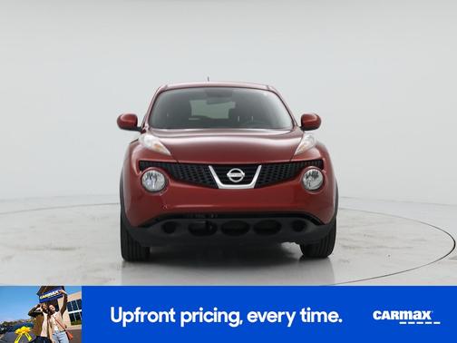 Burgundy 2014 Nissan Juke SV