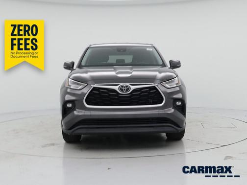 Gray 2021 Toyota Highlander LE