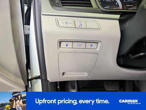 White 2018 Hyundai SONATA SEL