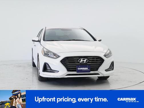 White 2018 Hyundai SONATA SEL
