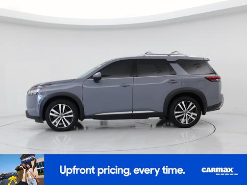 Gray 2023 Nissan Pathfinder Platinum