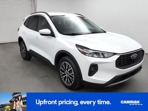 White 2023 Ford Escape PHEV