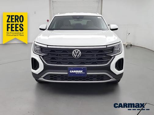 White 2024 Volkswagen Atlas Cross Sport SE