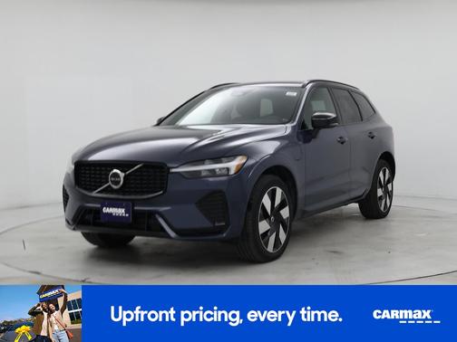 2024 Volvo XC60 Recharge Plug-In Hybrid T8 Plus Dark Theme