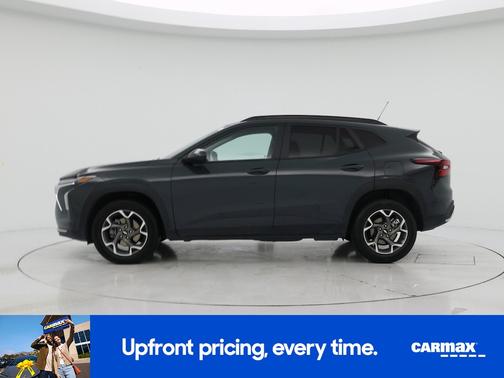 Gray 2025 Chevrolet Trax LT